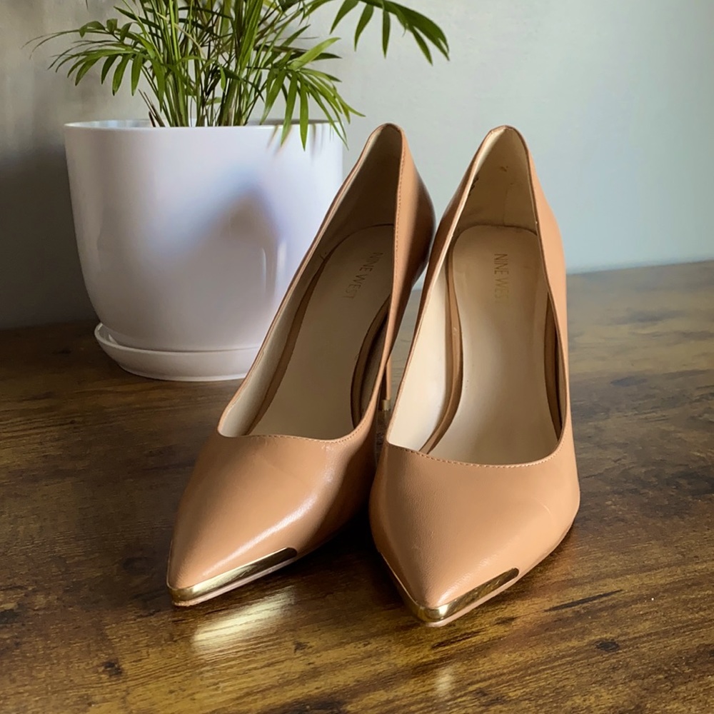 Nine West Tatiana Pointy Toe Pumps w/ Gold Accent